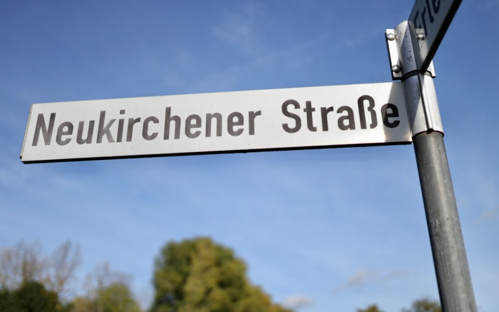 Schild Neukirchener Straße